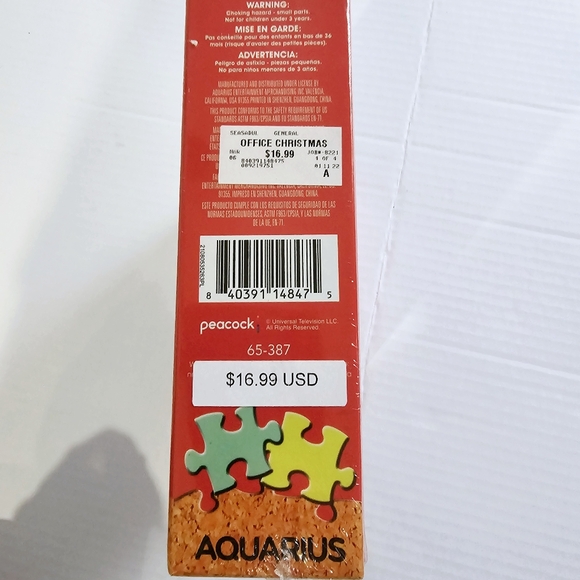 The Office jigsaw puzzle 1000 piece NIB holiday theme - Picture 7 of 7